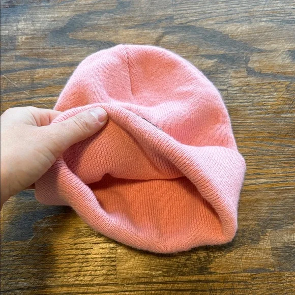 Carhartt toque/beanie - Picture 3 of 3